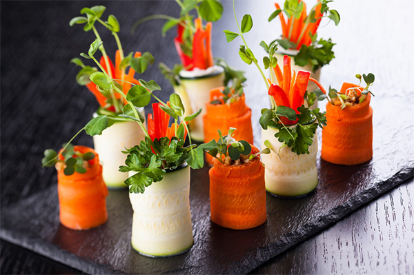 Zucchini carrot sushi